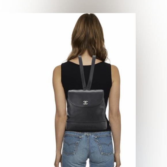 ❌️SOLD❌️⚜️Vintage ⚜️Chanel Black Caviar 'CC' Backpack - Picture 2 of 16